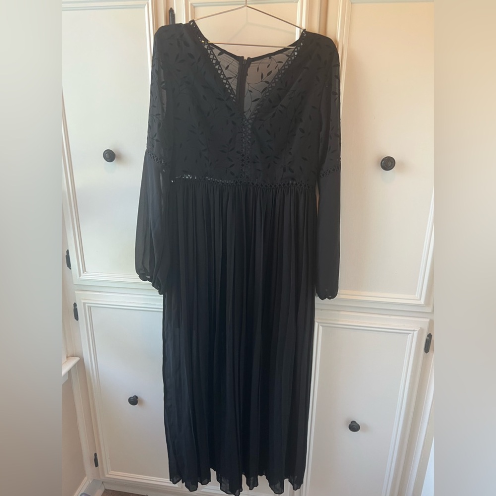 Beautiful Pleated Maxi Dress